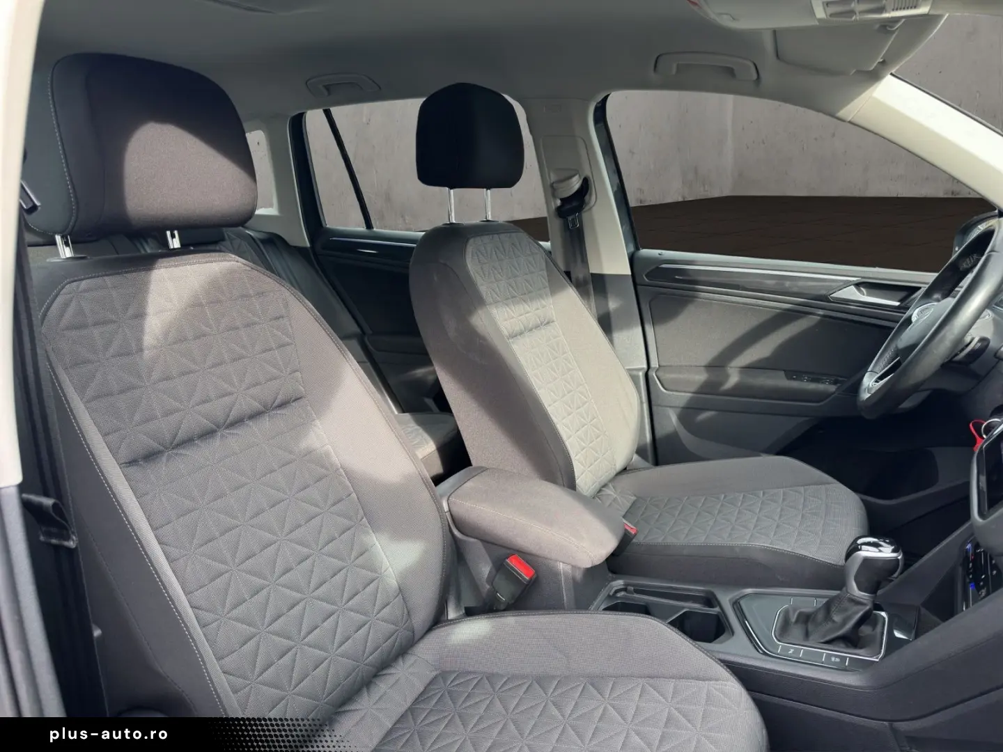 VW Tiguan Life NAVI KAMERA LED AHK