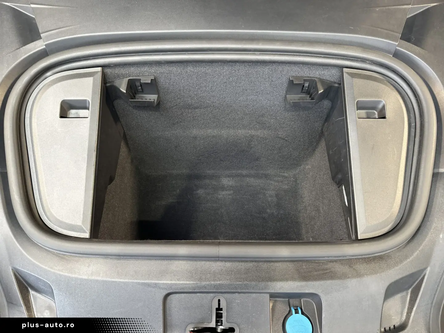 PORSCHE Taycan Sport-Design NAV LED PANORAMA 360  20ZOLL