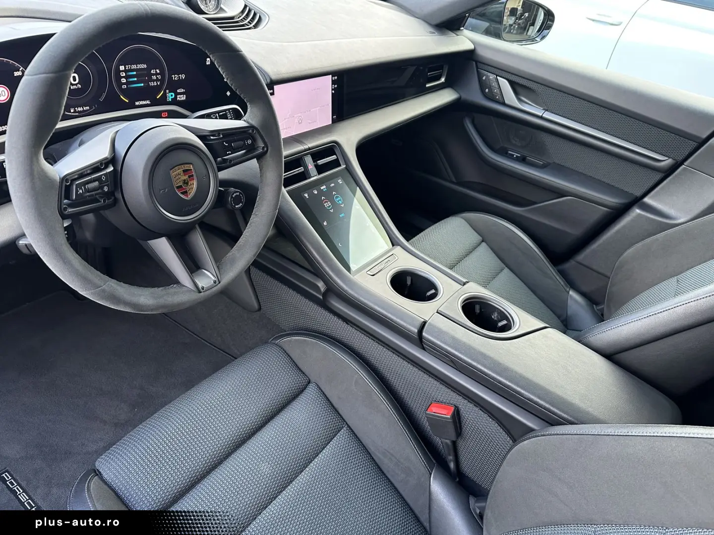 PORSCHE Taycan Sport-Design NAV LED PANORAMA 360  20ZOLL