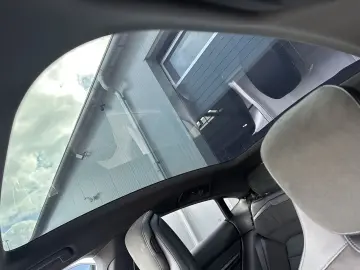 PORSCHE Taycan Sport-Design NAV LED PANORAMA 360  20ZOLL