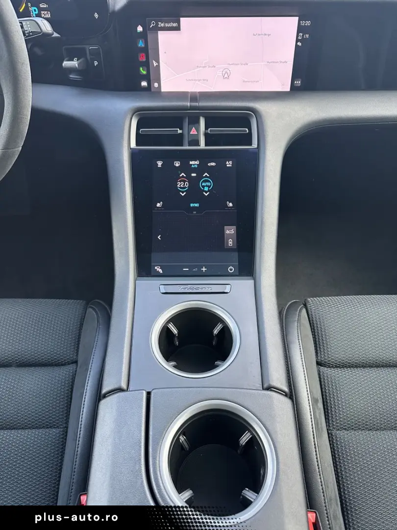 PORSCHE Taycan Sport-Design NAV LED PANORAMA 360  20ZOLL