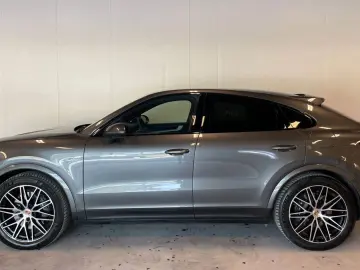 PORSCHE Cayenne Coupe E-Hybrid