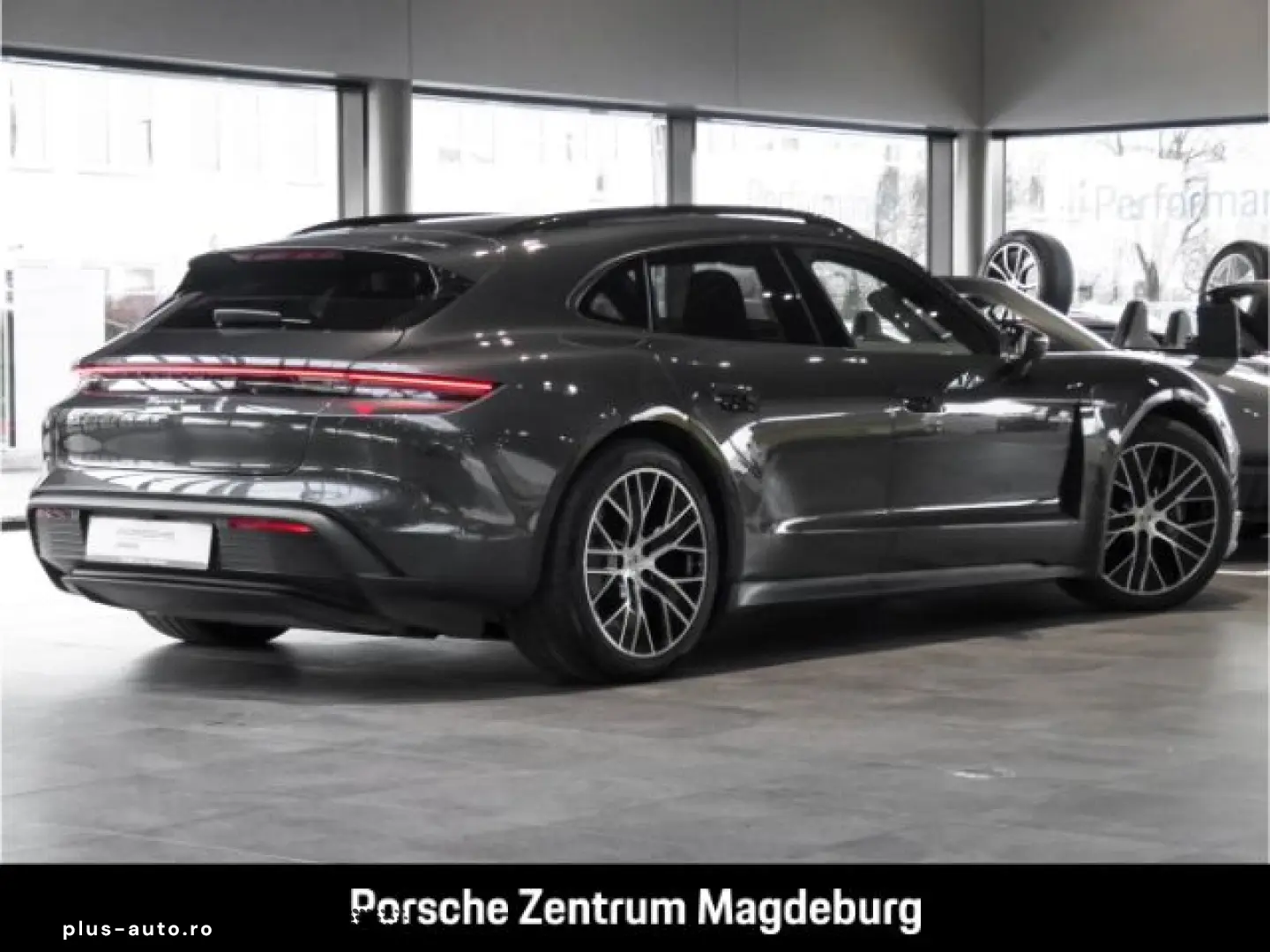PORSCHE Taycan Sport Turismo PANO BOSE PRIVACY