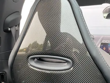 ASTON MARTIN DBX DBX707