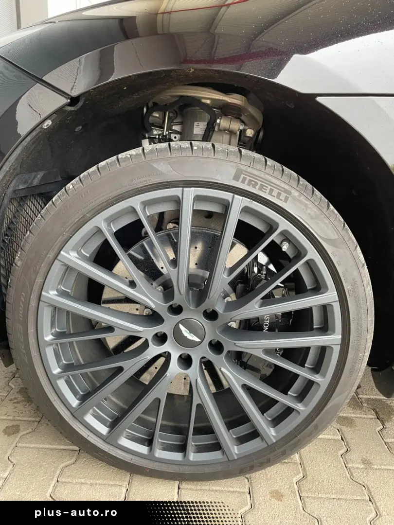 ASTON MARTIN DBX DBX707