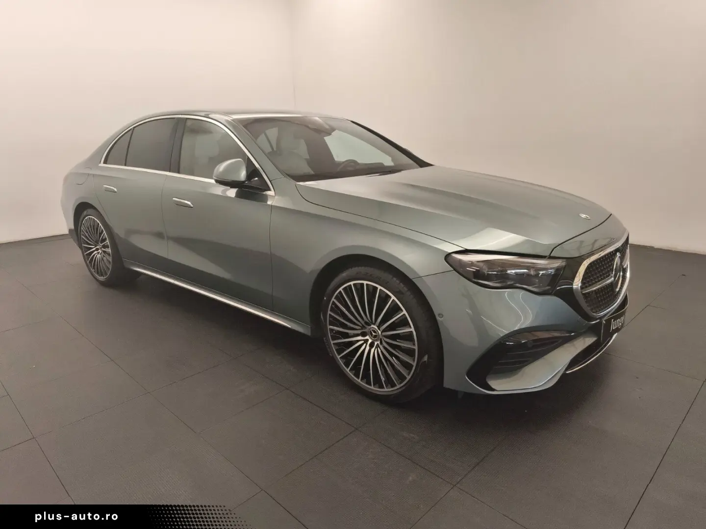 MERCEDES-BENZ E 220d 4M AMG Premium Airmatic 20