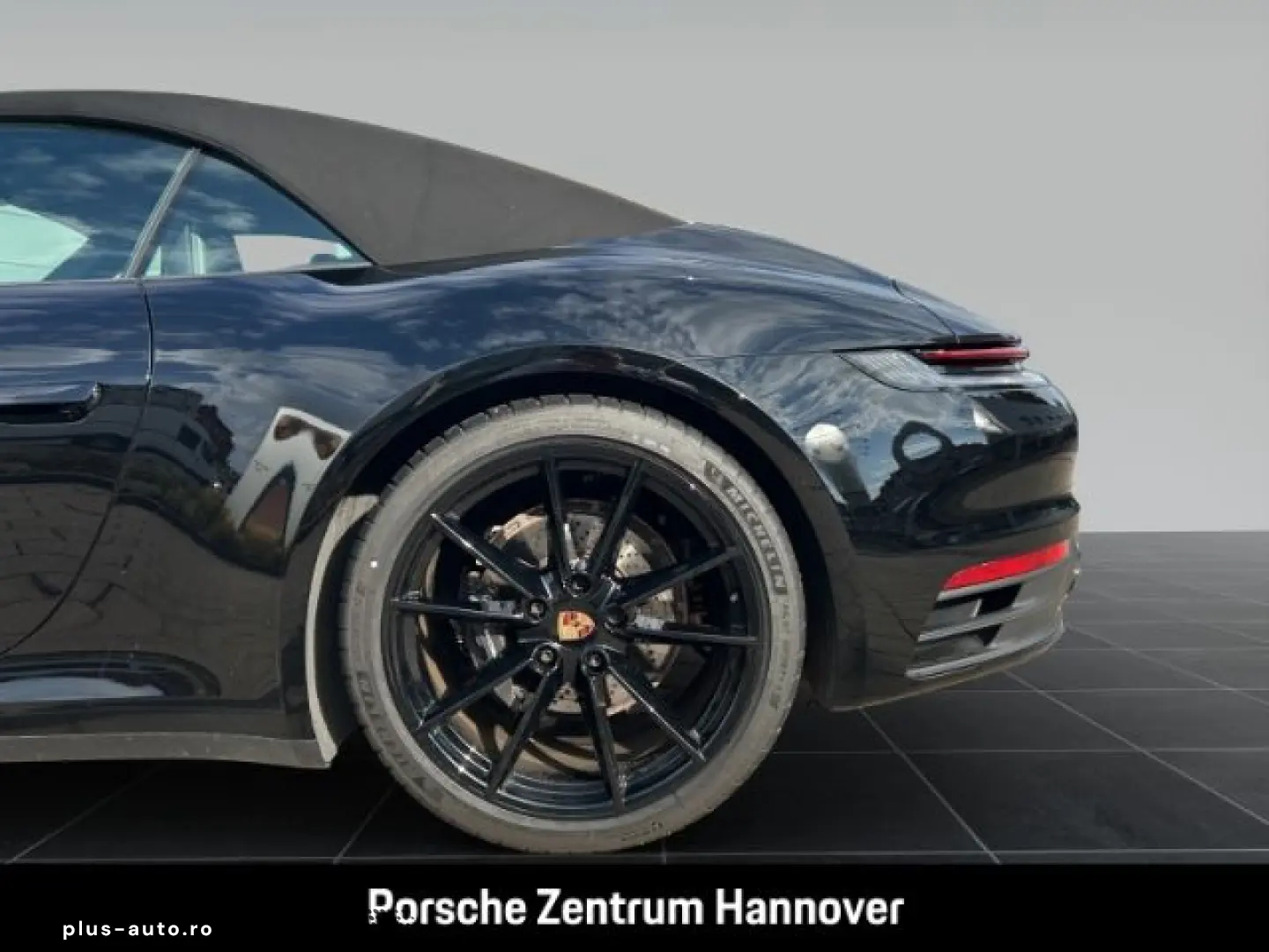 PORSCHE 992 (911) Carrera Cabriolet