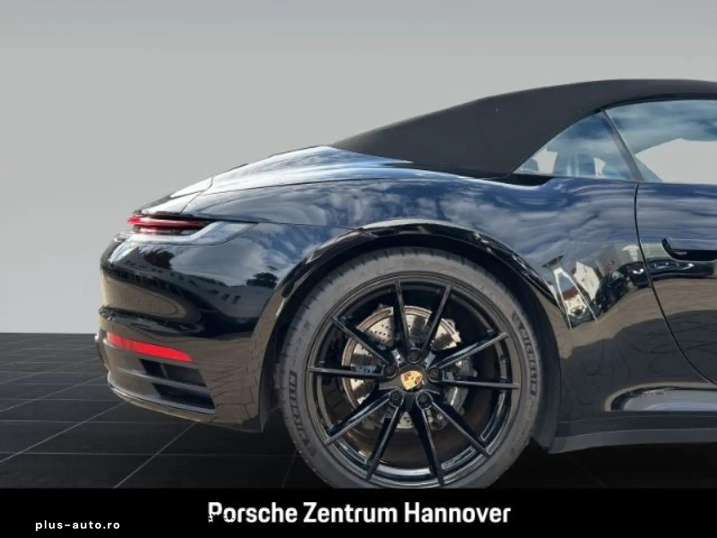 PORSCHE 992 (911) Carrera Cabriolet