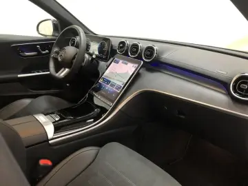 MERCEDES-BENZ C 300 de 4matic AMG AMG MBUX AHK Pano SHD Wide