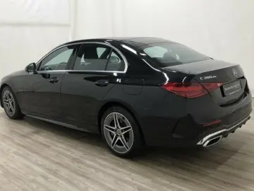 MERCEDES-BENZ C 300 de 4matic AMG AMG MBUX AHK Pano SHD Wide