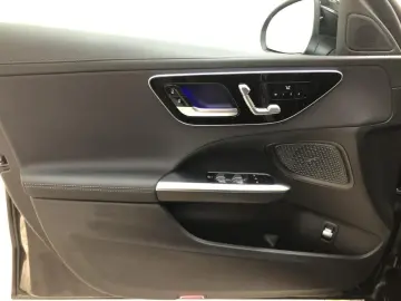 MERCEDES-BENZ C 300 de 4matic AMG AMG MBUX AHK Pano SHD Wide