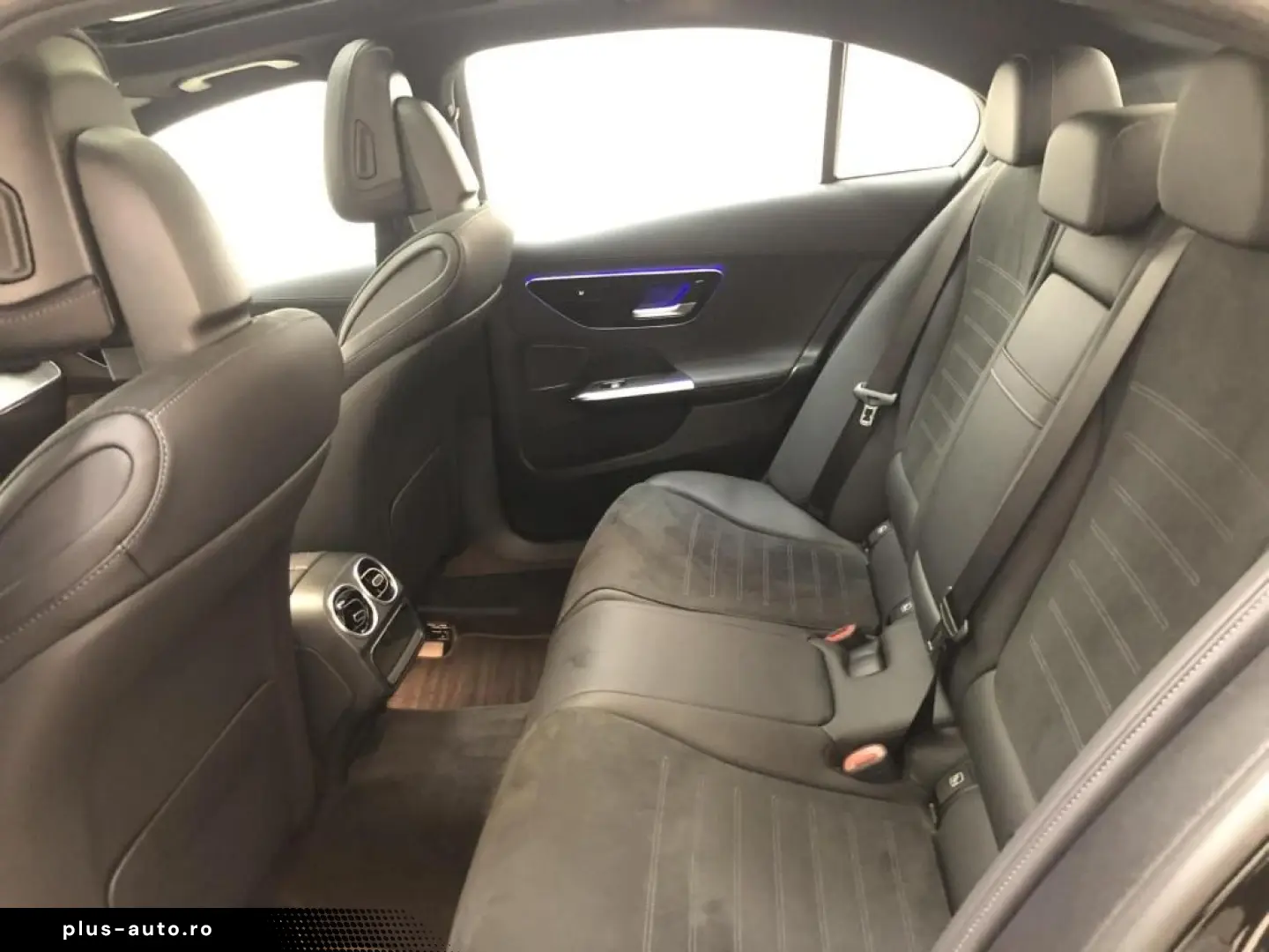 MERCEDES-BENZ C 300 de 4matic AMG AMG MBUX AHK Pano SHD Wide