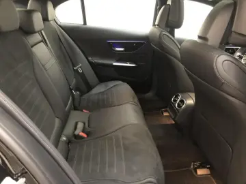 MERCEDES-BENZ C 300 de 4matic AMG AMG MBUX AHK Pano SHD Wide