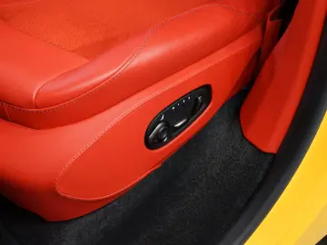 ASTON MARTIN DBX707 CERAMIC BLACK