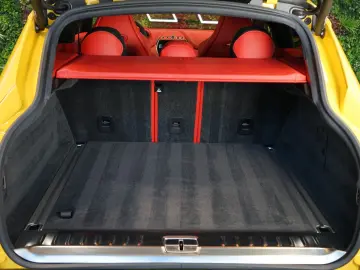 ASTON MARTIN DBX707 CERAMIC BLACK