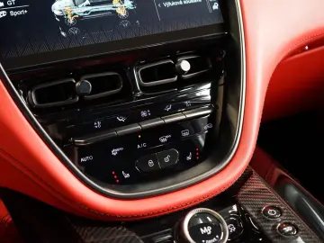 ASTON MARTIN DBX707 CERAMIC BLACK