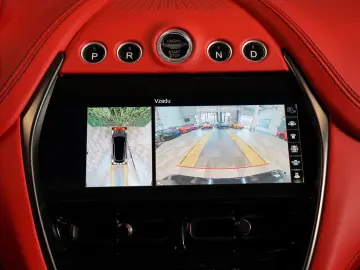 ASTON MARTIN DBX707 CERAMIC BLACK