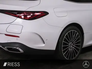 MERCEDES-BENZ CLE 300 e AMG Sport Night Distr Vorr Pano