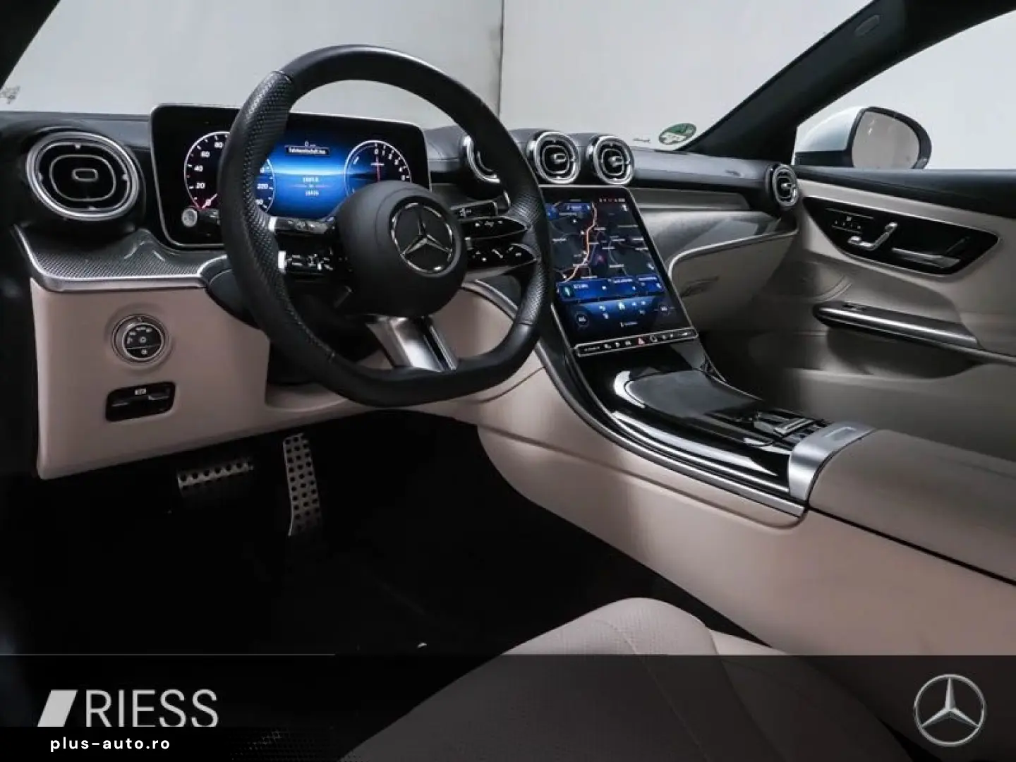 MERCEDES-BENZ CLE 300 e AMG Sport Night Distr Vorr Pano