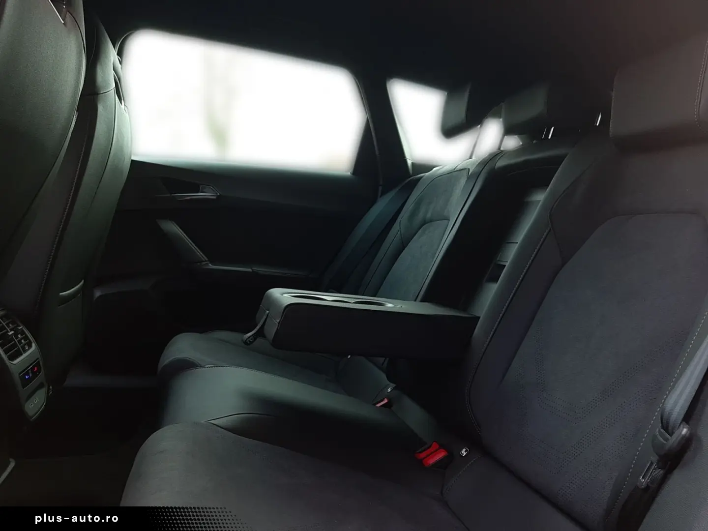 CUPRA Leon Sportstourer VZ E-Hybrid  AHK Sennheiser