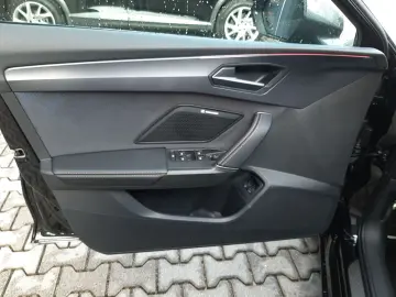 CUPRA Leon Sportstourer VZ E-Hybrid  AHK Sennheiser