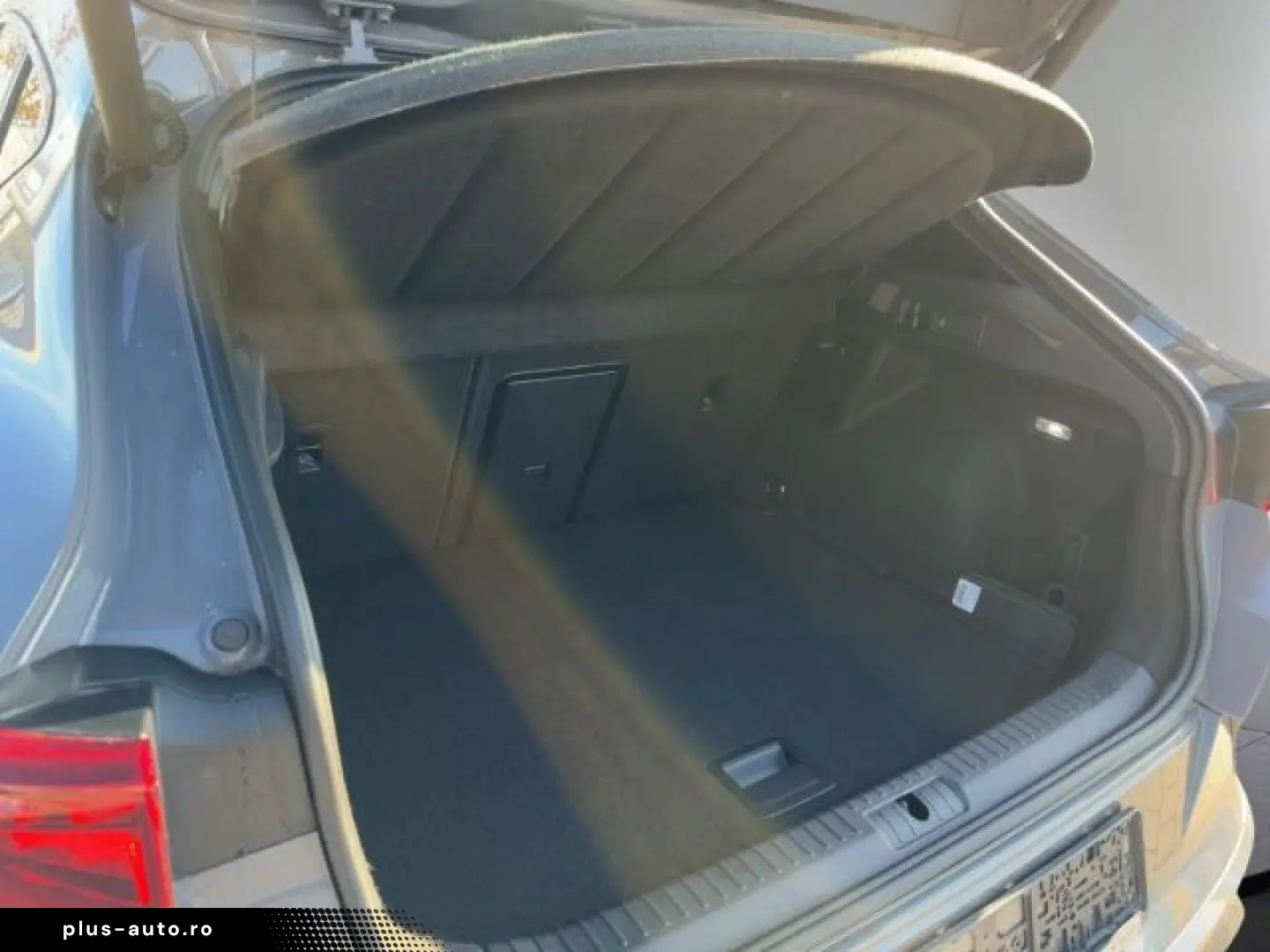 CUPRA Formentor VZ 4Drive 2.0 TSI DSG Parklenka. 360 K