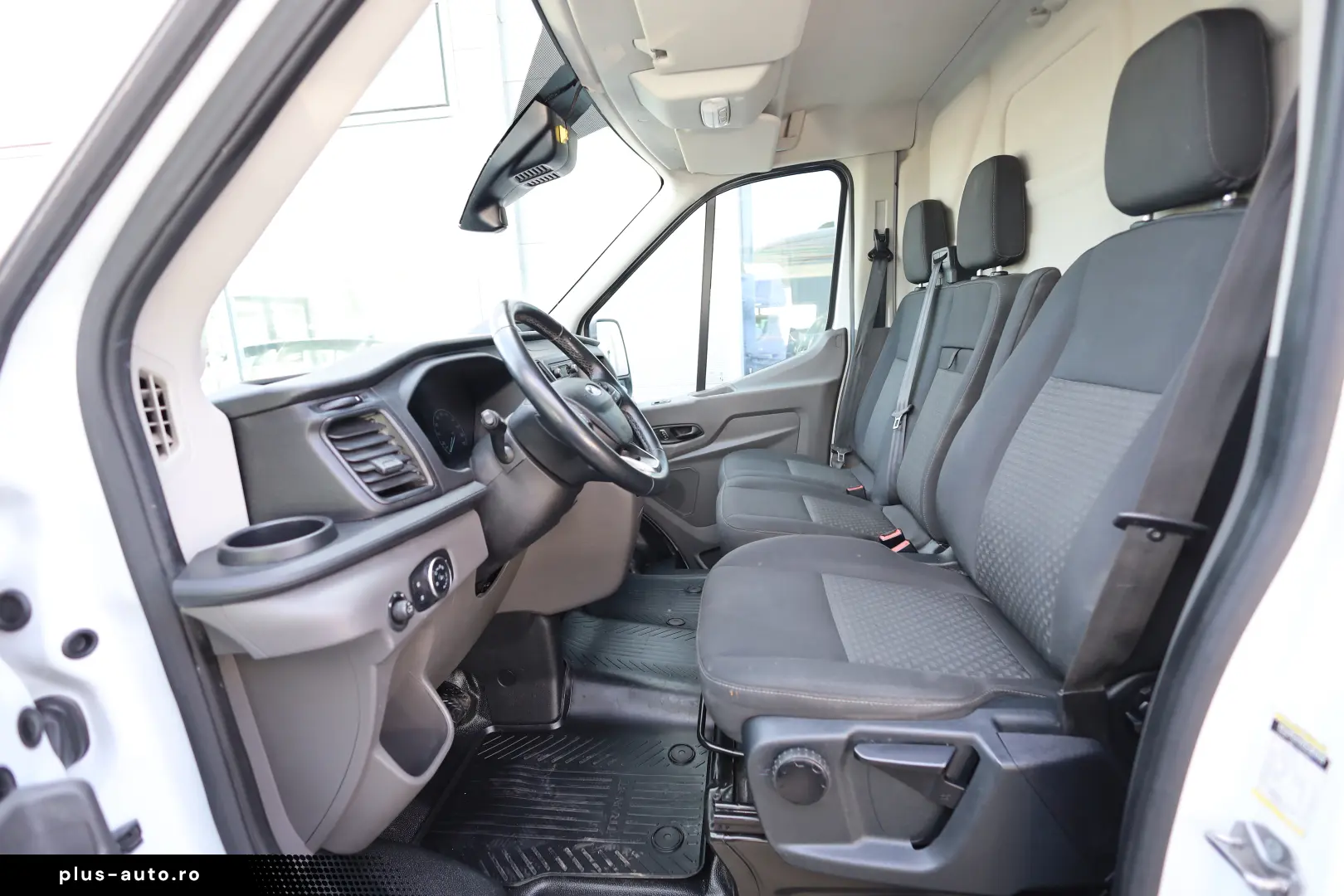 Ford Transit L2H2 2.0D