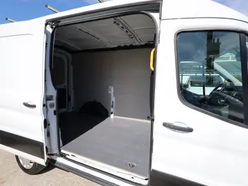 Ford Transit L2H2 2.0D