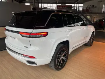 JEEP Grand Cherokee PHEV Summit Reserve   Kein Import