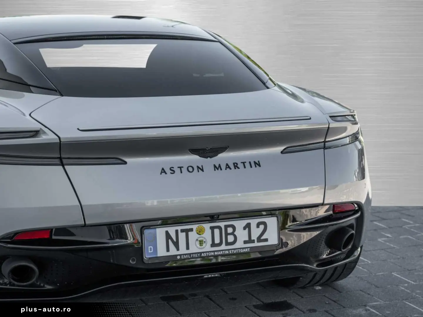 ASTON MARTIN DB12 V8 Coupe
