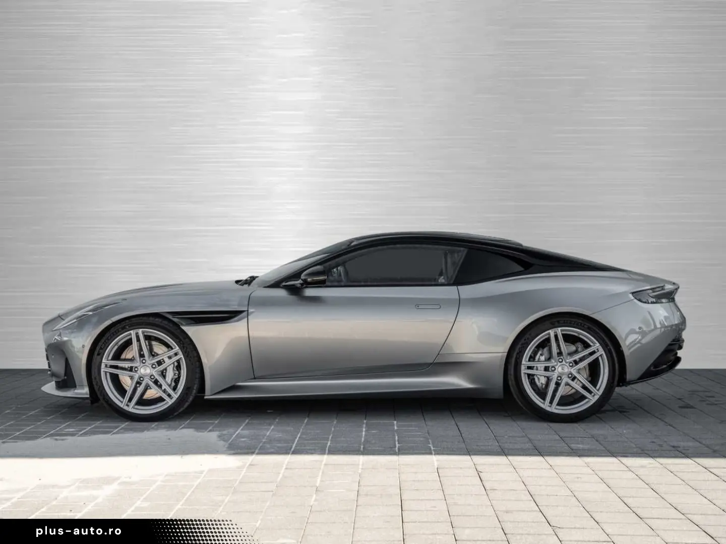 ASTON MARTIN DB12 V8 Coupe