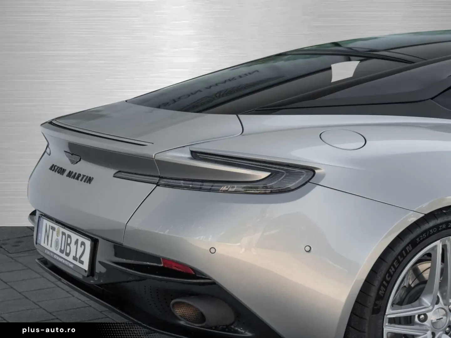 ASTON MARTIN DB12 V8 Coupe