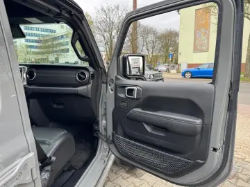 JEEP Wrangler Unlimited Sahara 4xe   elektr. Softtop