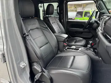 JEEP Wrangler Unlimited Sahara 4xe   elektr. Softtop