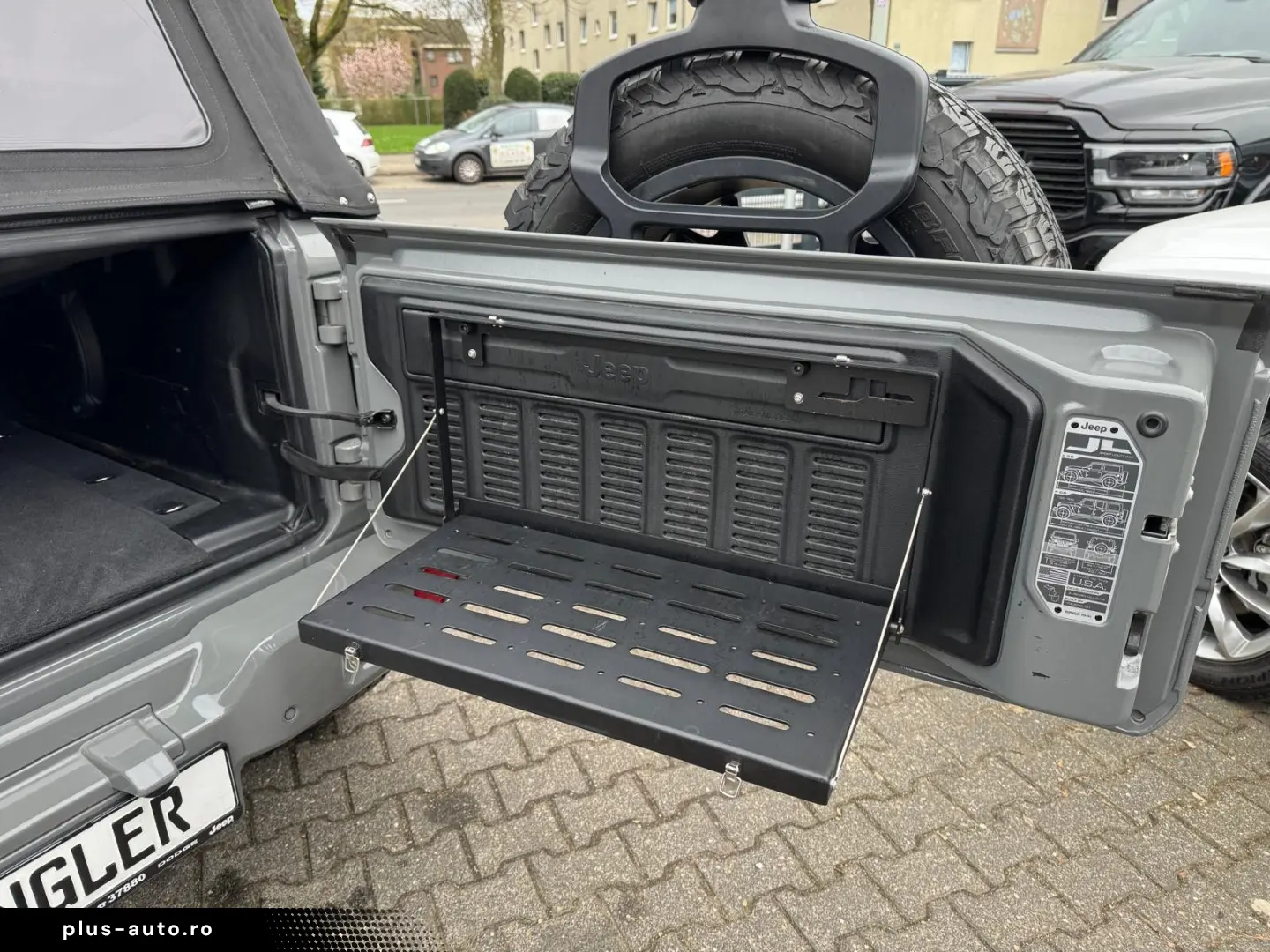 JEEP Wrangler Unlimited Sahara 4xe   elektr. Softtop