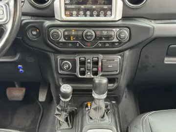 JEEP Wrangler Unlimited Sahara 4xe   elektr. Softtop