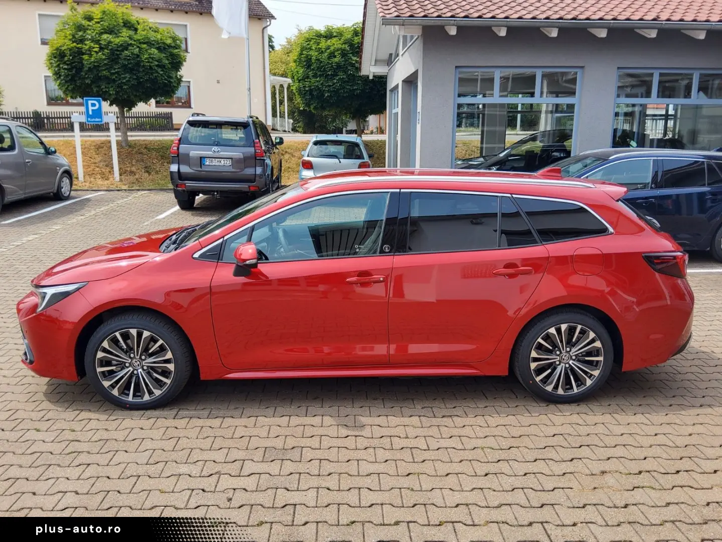 TOYOTA Corolla TS 2 0 Hybrid  Teamplayer  TEC-Paket