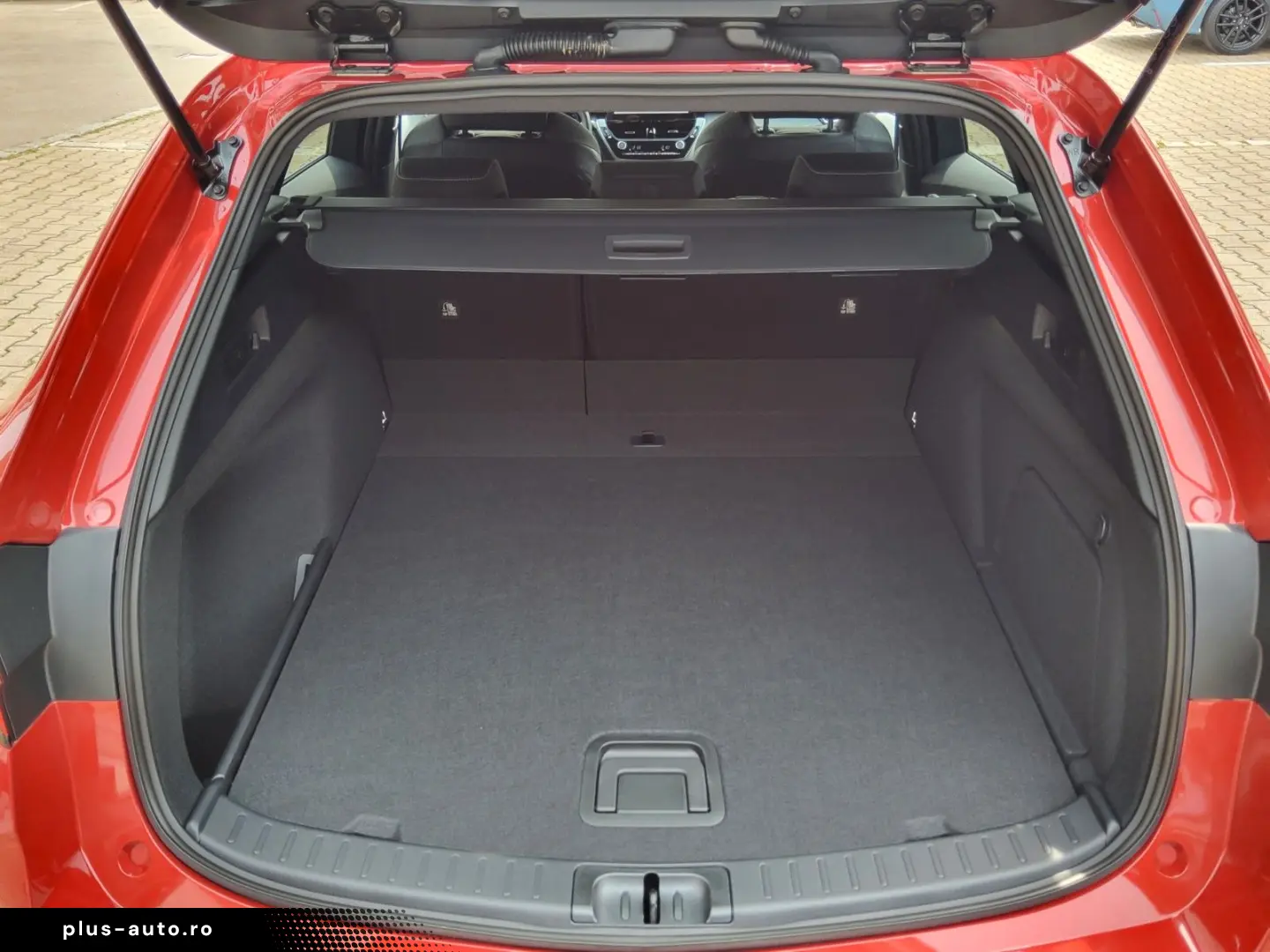 TOYOTA Corolla TS 2 0 Hybrid  Teamplayer  TEC-Paket