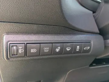 TOYOTA Corolla TS 2 0 Hybrid  Teamplayer  TEC-Paket