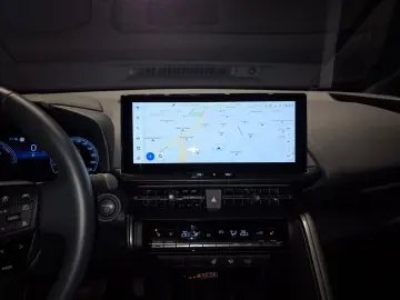 TOYOTA C-HR Plug-In Hybrid FWD Team Deutschland