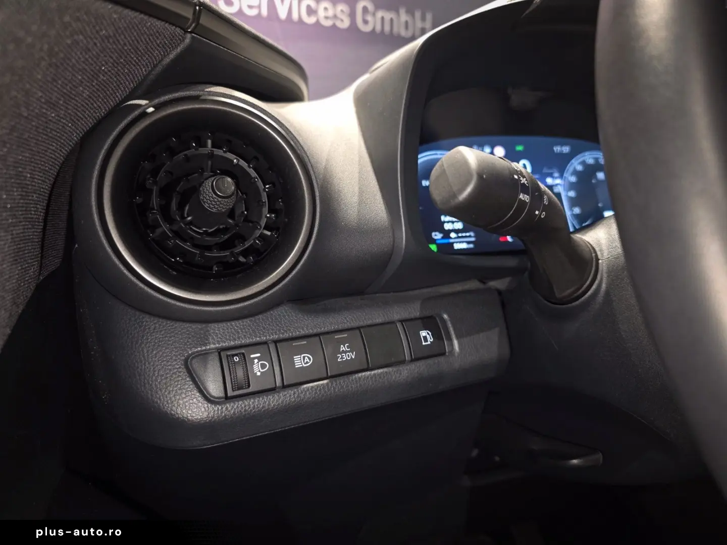 TOYOTA C-HR Plug-In Hybrid FWD Team Deutschland