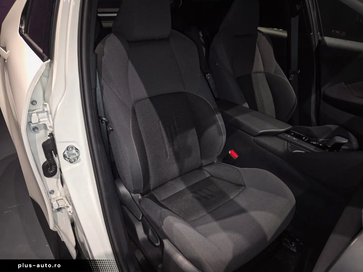 TOYOTA C-HR Plug-In Hybrid FWD Team Deutschland