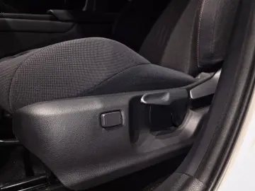 TOYOTA C-HR Plug-In Hybrid FWD Team Deutschland