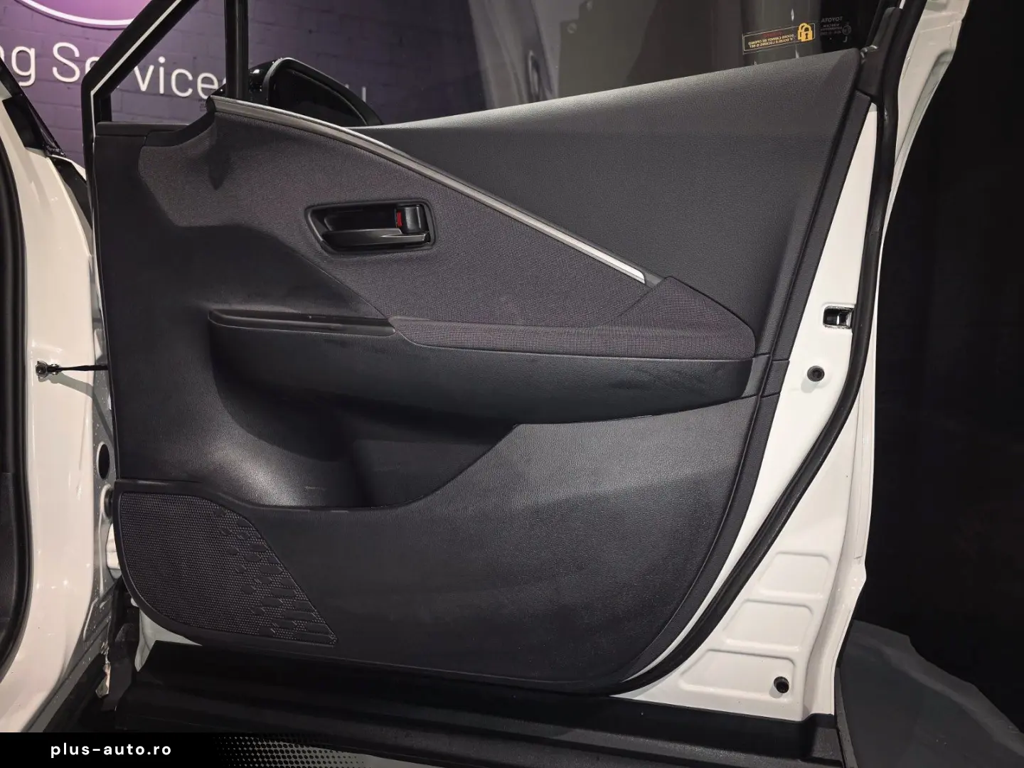 TOYOTA C-HR Plug-In Hybrid FWD Team Deutschland