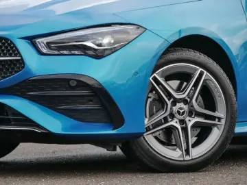 MERCEDES-BENZ CLA 250 e Coupé AMG DISTR PANO KEYL MEMORY KAM