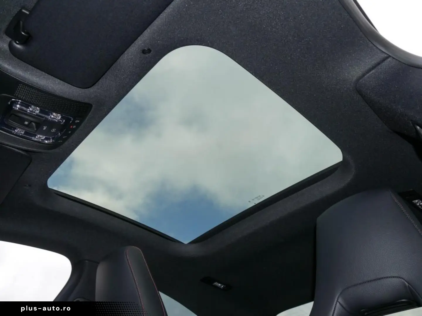 MERCEDES-BENZ CLA 250 e Coupé AMG DISTR PANO KEYL MEMORY KAM