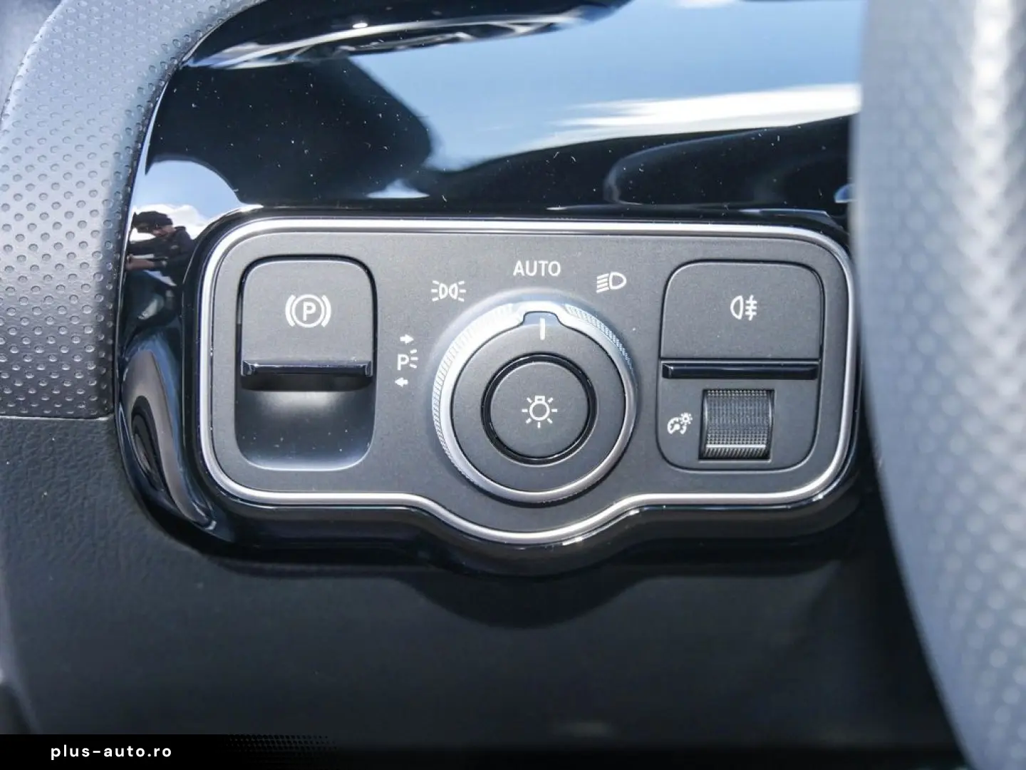 MERCEDES-BENZ CLA 250 e Coupé AMG NIGHT DISTR KAM LE&hellip;