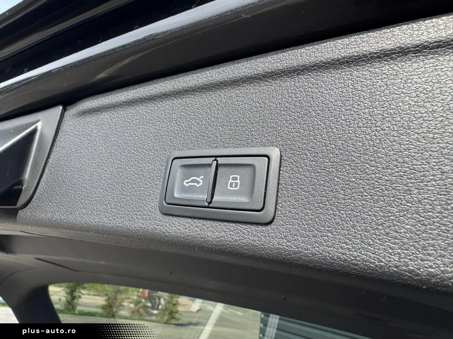 Audi A4 Quattro 2.0 TDI 190 CP - LED - Carplay - Incalzire