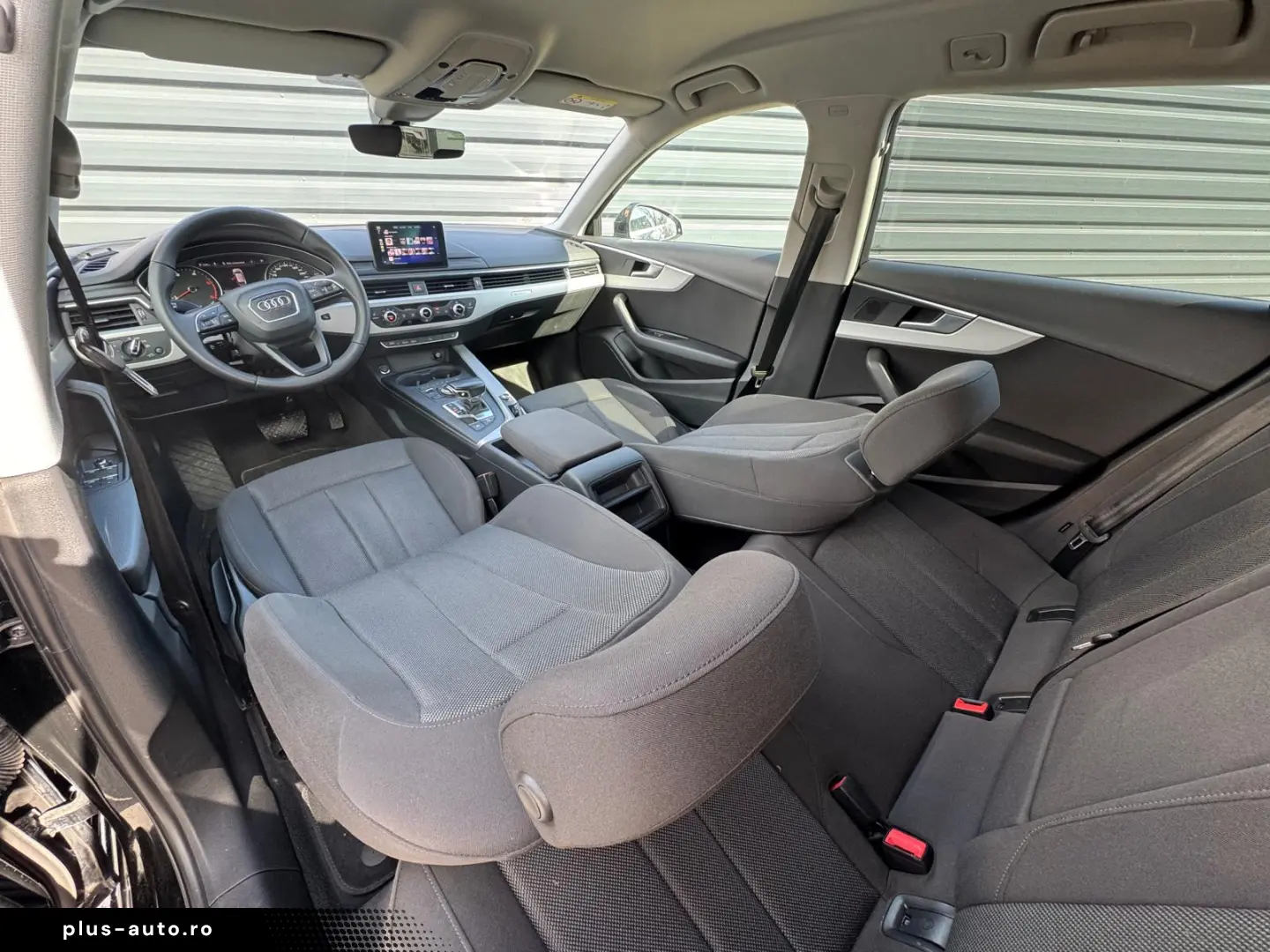 Audi A4 Quattro 2.0 TDI 190 CP - LED - Carplay - Incalzire