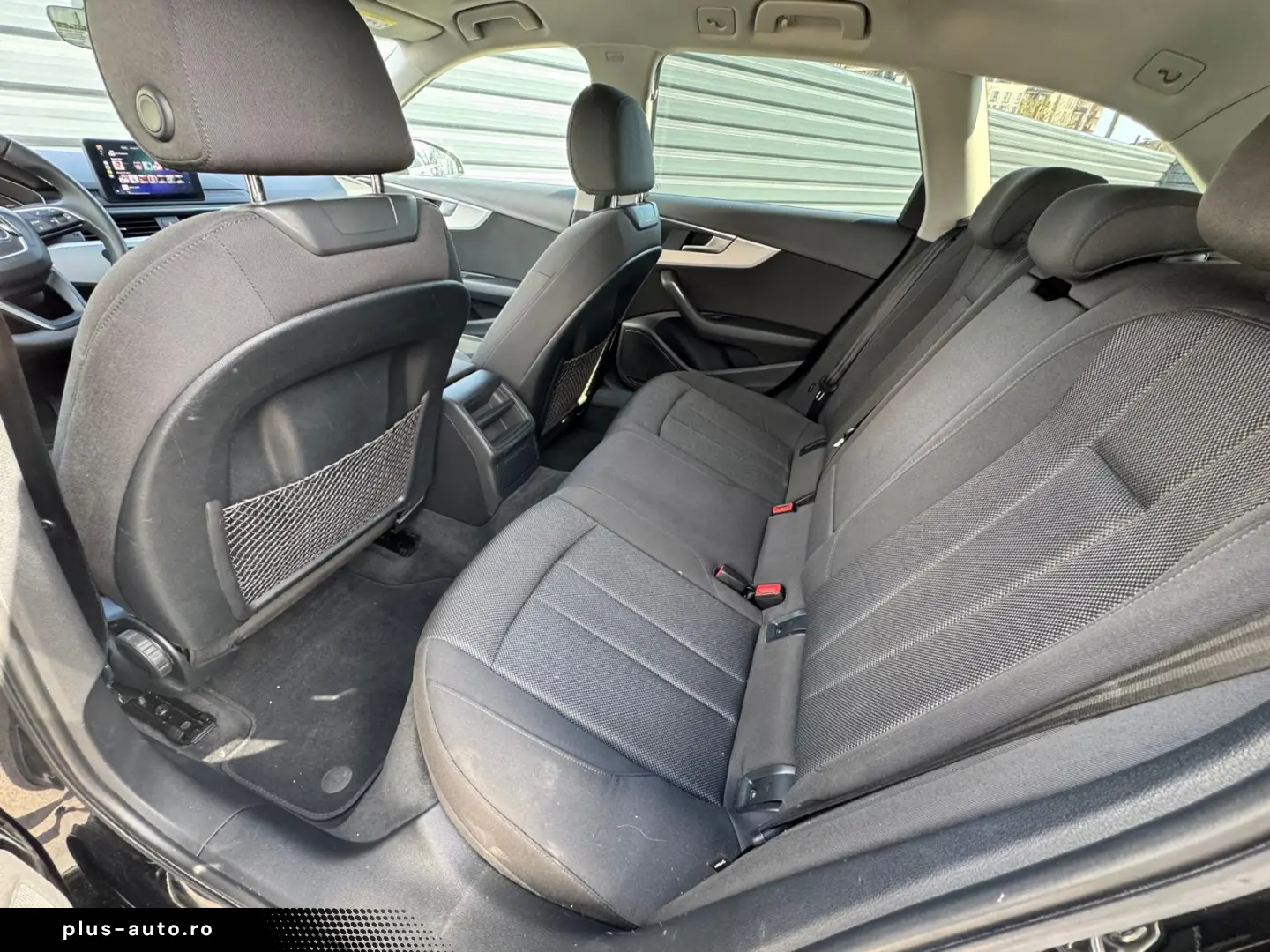 Audi A4 Quattro 2.0 TDI 190 CP - LED - Carplay - Incalzire